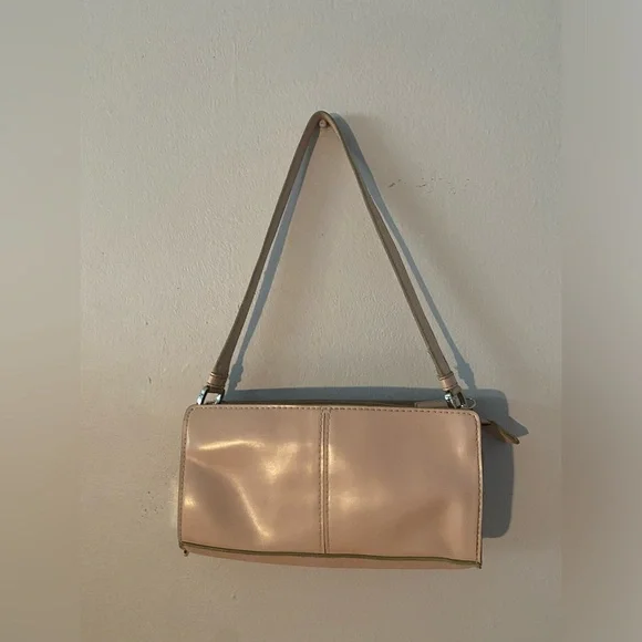 Nine West - Picture 5 of 10